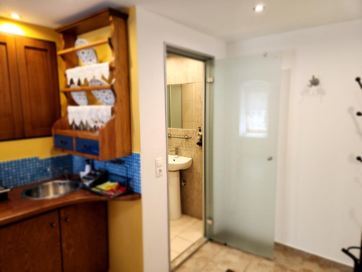 Lindos Boutique - Adults Only Apartment Exterior foto