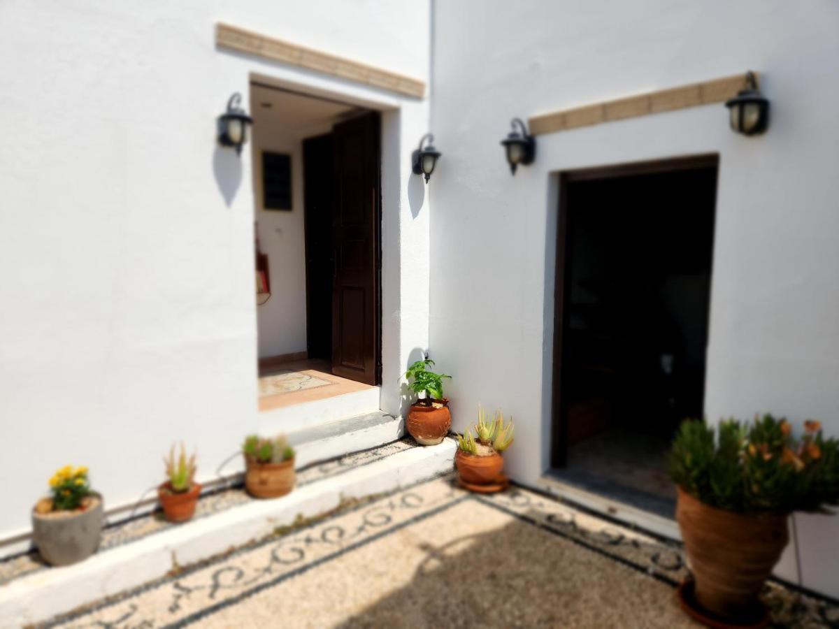 Lindos Boutique - Adults Only Apartment Exterior foto