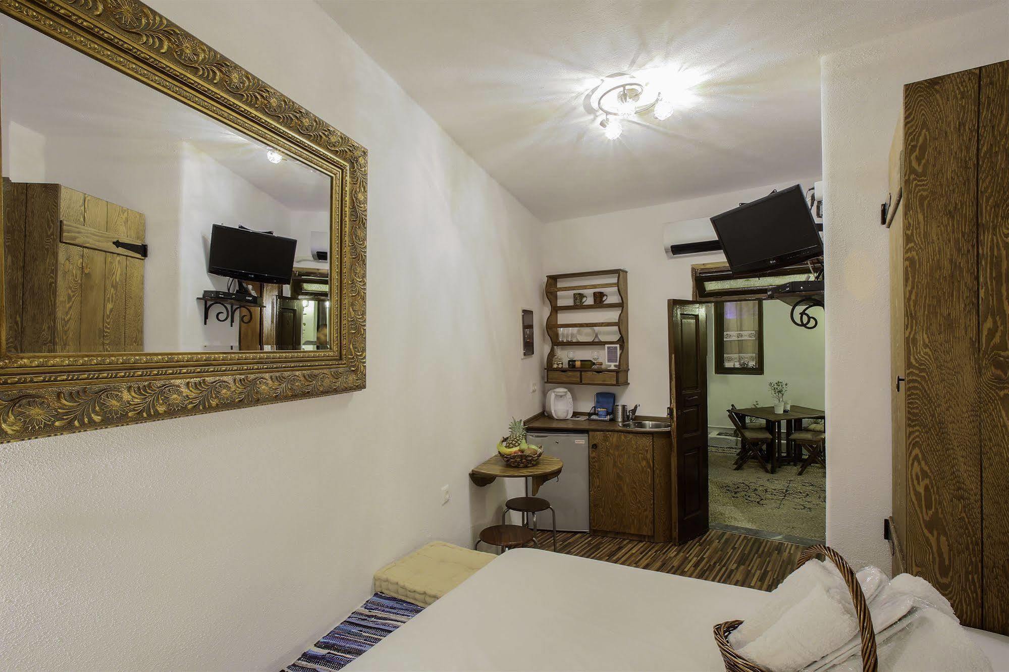Lindos Boutique - Adults Only Apartment Exterior foto